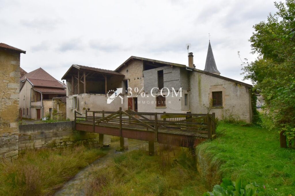 Ancien moulin de 154 m2, 3 chambres, 2 bureaux, dans écrin d – 5 pièces – 3 chambres – 153 m²