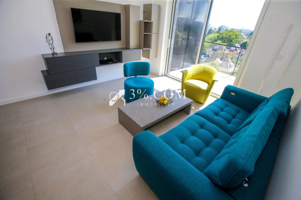 Appartement de haut standing meublé au Wacken à côté du Parl – 4 pièces – 3 chambres – 78 m²