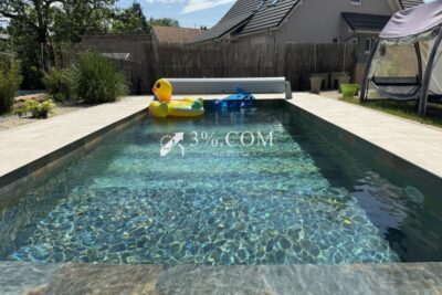 3%COM Très belle demeure avec piscine – 8 pièces – 5 chambres – 251 m²