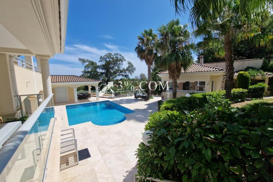 Maison à vendre à Frejus