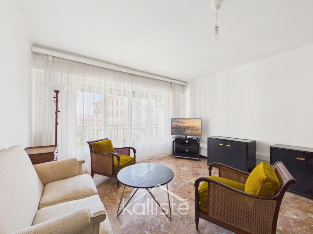 T3 Meublé – 6 Boulevard Fred Scamaroni – 3 pièces – 2 chambres – 70 m²