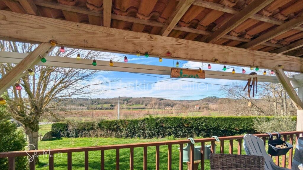 Plain-pied avec Piscine – garage – Portes du Périgord Noir – 4 pièces – 3 chambres – 106 m²