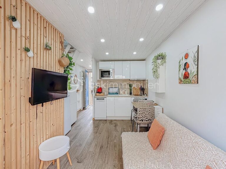 *** MAISONNETTE DE 40 m² AVEC PARKING – FRONTIGNAN PLAGE *** – 3 pièces – 2 chambres – 40 m²