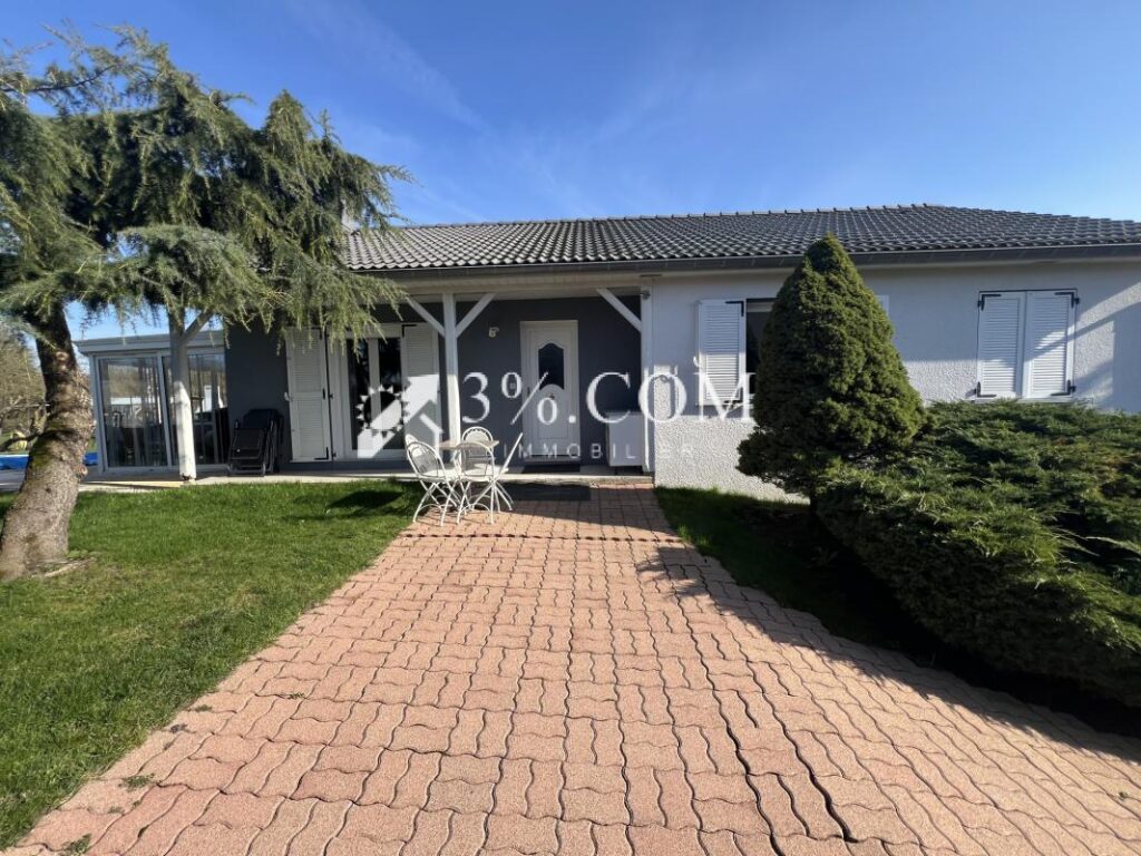 Maison +Terrain 1200 m2 +Piscine 54300 Lunéville – 6 pièces – 3 chambres – 90 m²