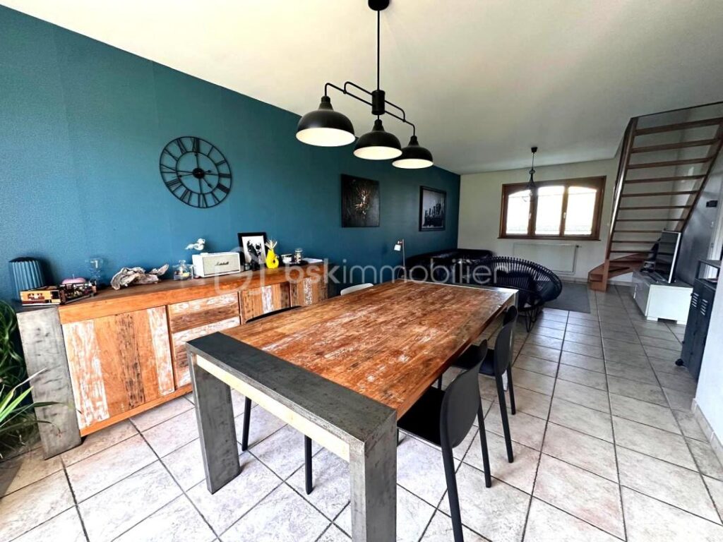 Maison individuelle semi plain-pied 5 ch et garage – 7 pièces – 5 chambres – 125 m²