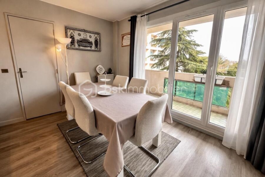 Appartement à vendre à Epinay sur seine — Vue parc — photo 3