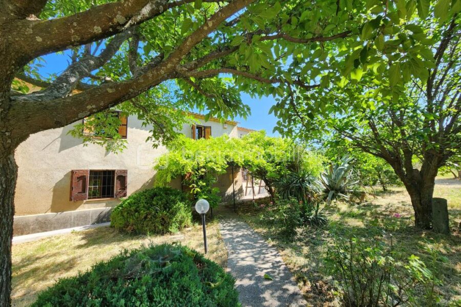 Maison à vendre à Cucuron