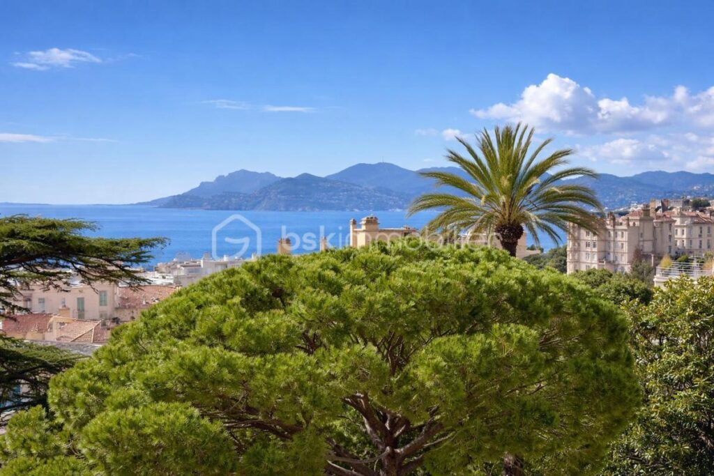 CANNES STANISLAS – APPARTEMENT 2 PIECES 61M² – VUE MER PANORAMIQUE – 5 MIN CENTRE VILLE – 2 pièces – 1 chambre – 61 m²