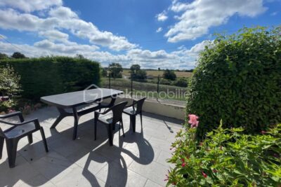 Exclusivité BSK Immobilier – Maison d’exception au cœur de la nature, à 2 minutes du centre-ville – 5 pièces – 3 chambres – 91 m²