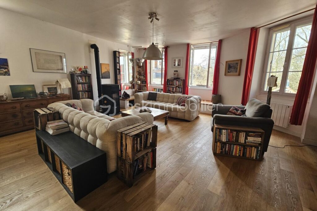 Triplex d’exception avec vue dégagée – 6 pièces – 3 chambres – 128 m²