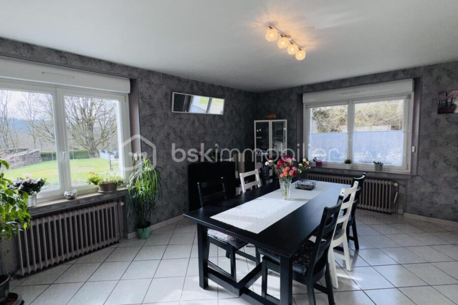 Maison à vendre à Montherme