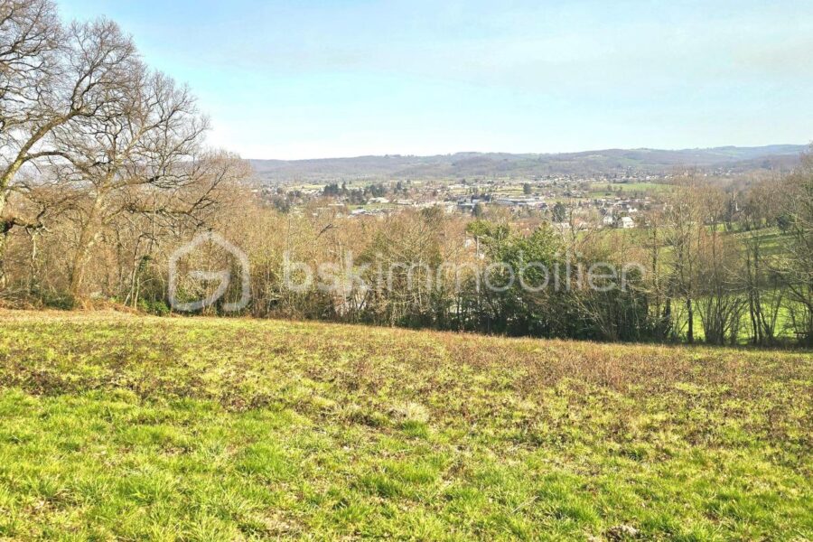 Terrain à vendre à Nay