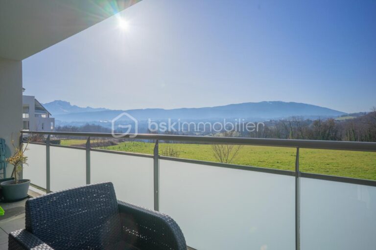 Poisy – Brassilly | T3 récent avec terrasse et vue dégagée – 3 pièces – 2 chambres – 66 m²