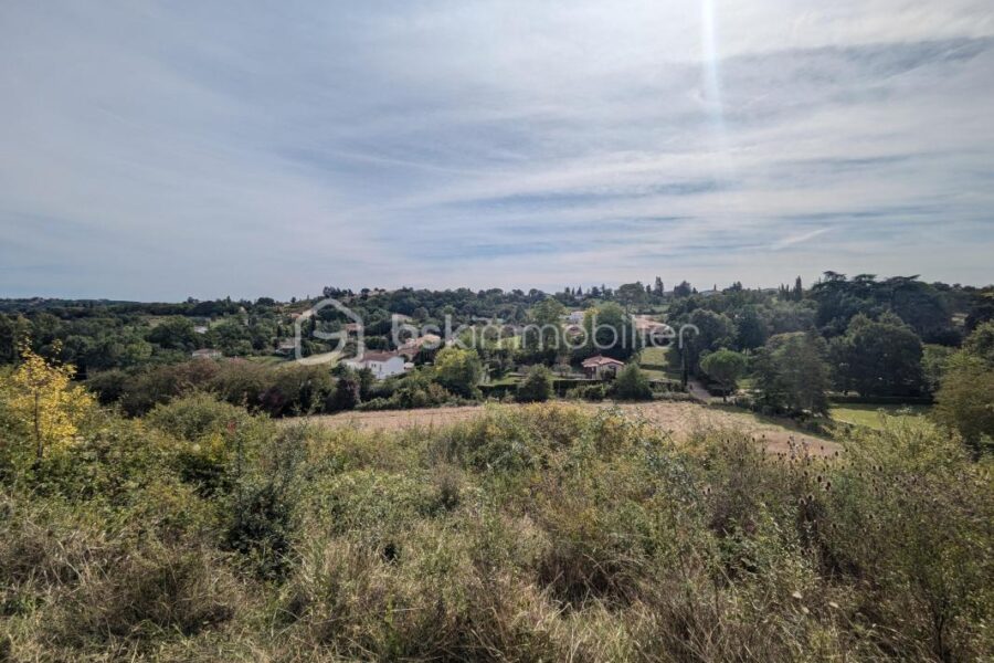 Terrain à vendre à Auch