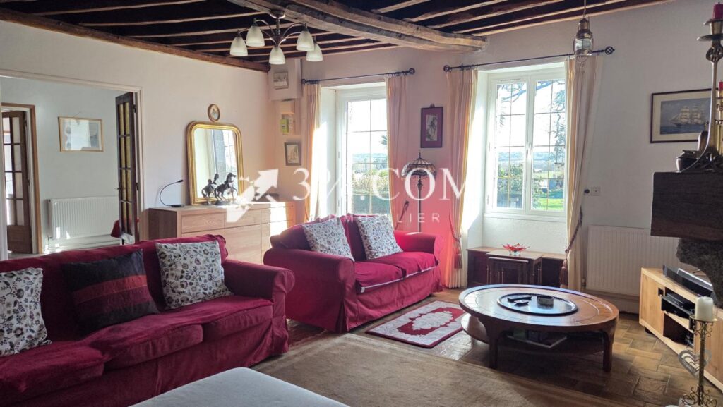 Maison en pierre avec potential gîte – 9 pièces – 5 chambres – 202 m²