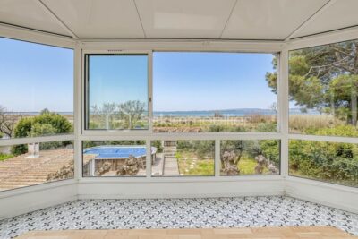 *** Villa T5 de 140m2 sur un terrain de 550m2 avec piscine et vue étangs à PALAVAS *** – 5 pièces – 4 chambres – 140 m²