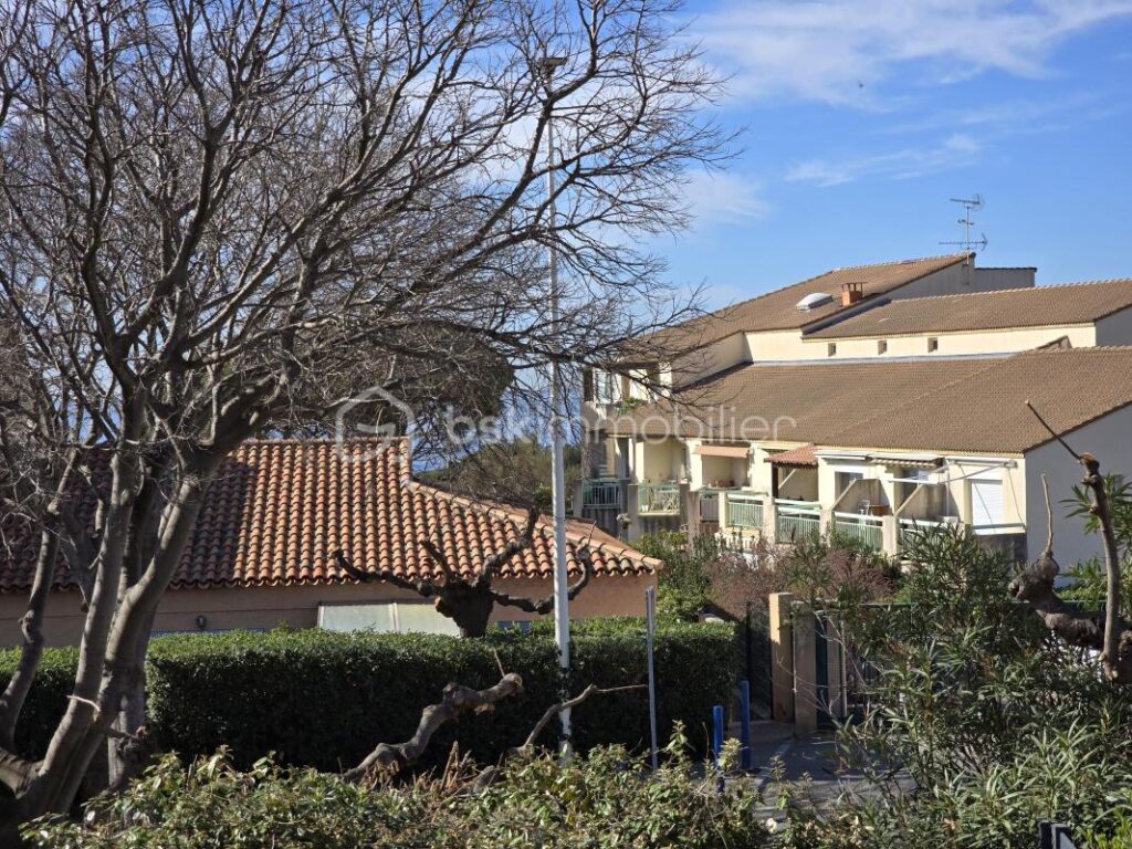 Studio 28m² – Sausset-les-Pins – Proche mer, port et commodités – 1 pièce – 1 chambre – 27 m²