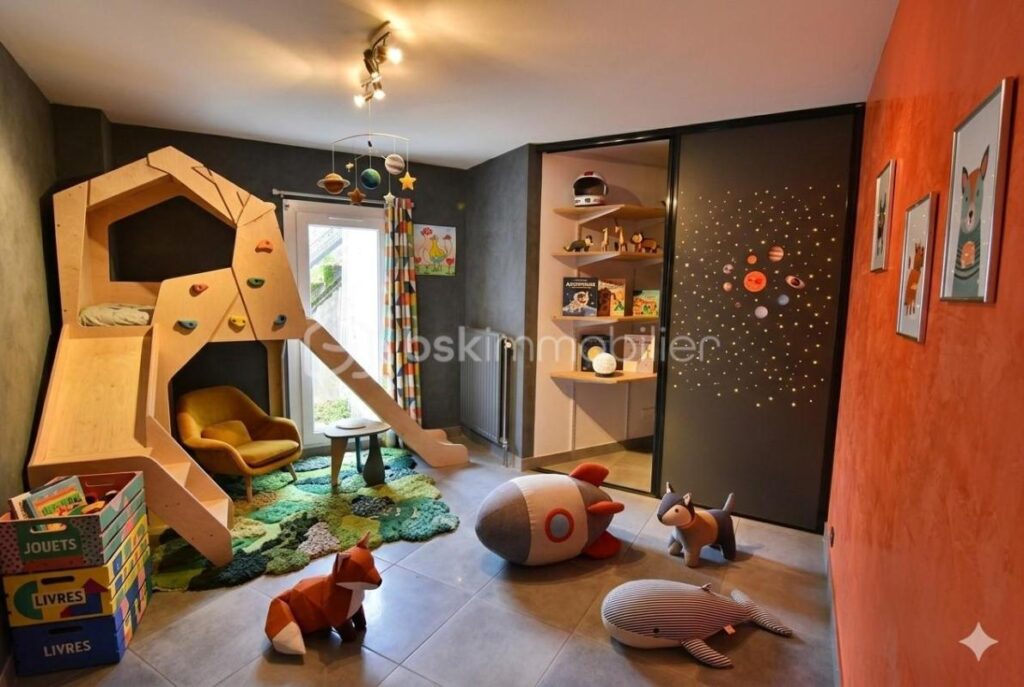 Vente Maison d’Architecte Saint-Martin-d’Hères : Renaudie & Gailhoustet – 5 pièces – 3 chambres – 134 m²