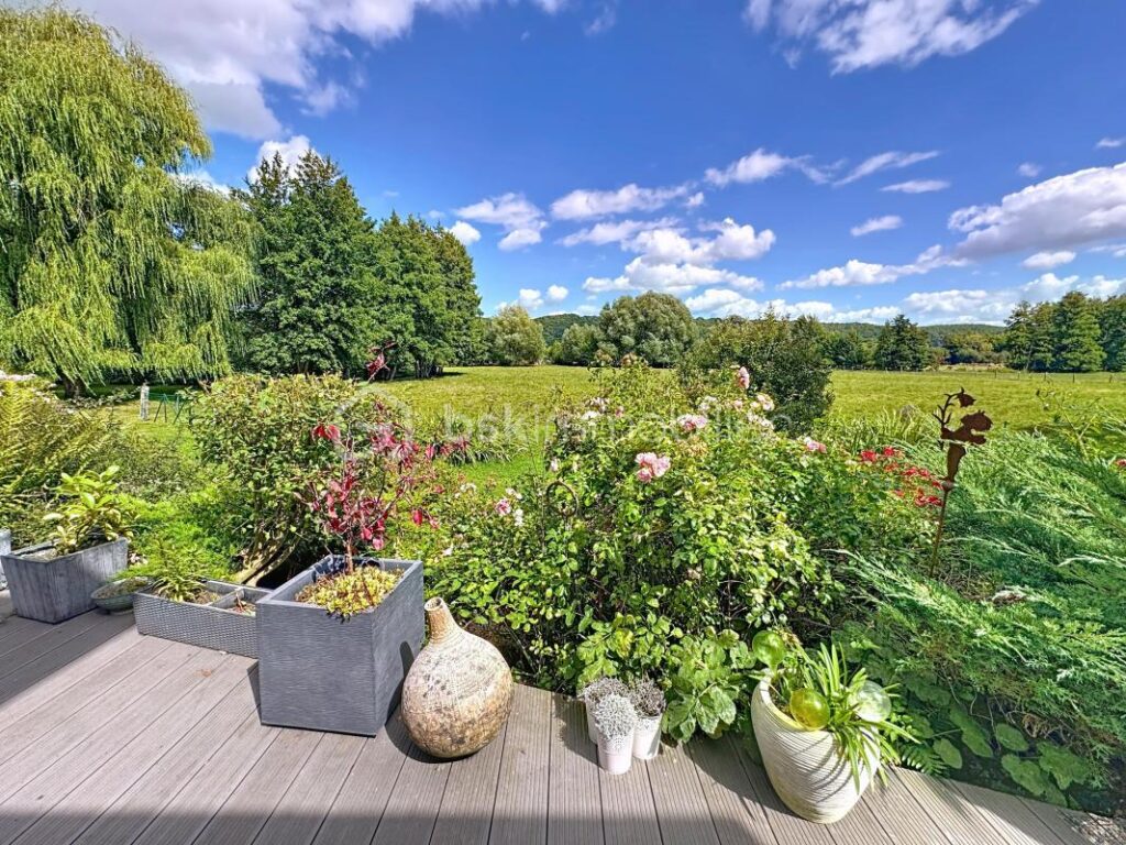 Élégante maison contemporaine de 149 m² au cœur d’un environnement privilégié – 5 pièces – 3 chambres – 149 m²