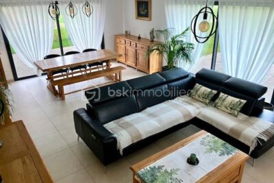 SUBLIMESSENCE D’UN JOYAU IMMOBILIER – 4 pièces – 3 chambres – 160 m²