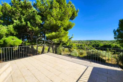 Superbe villa avec vue imprenable – 7 pièces – 4 chambres – 192 m²