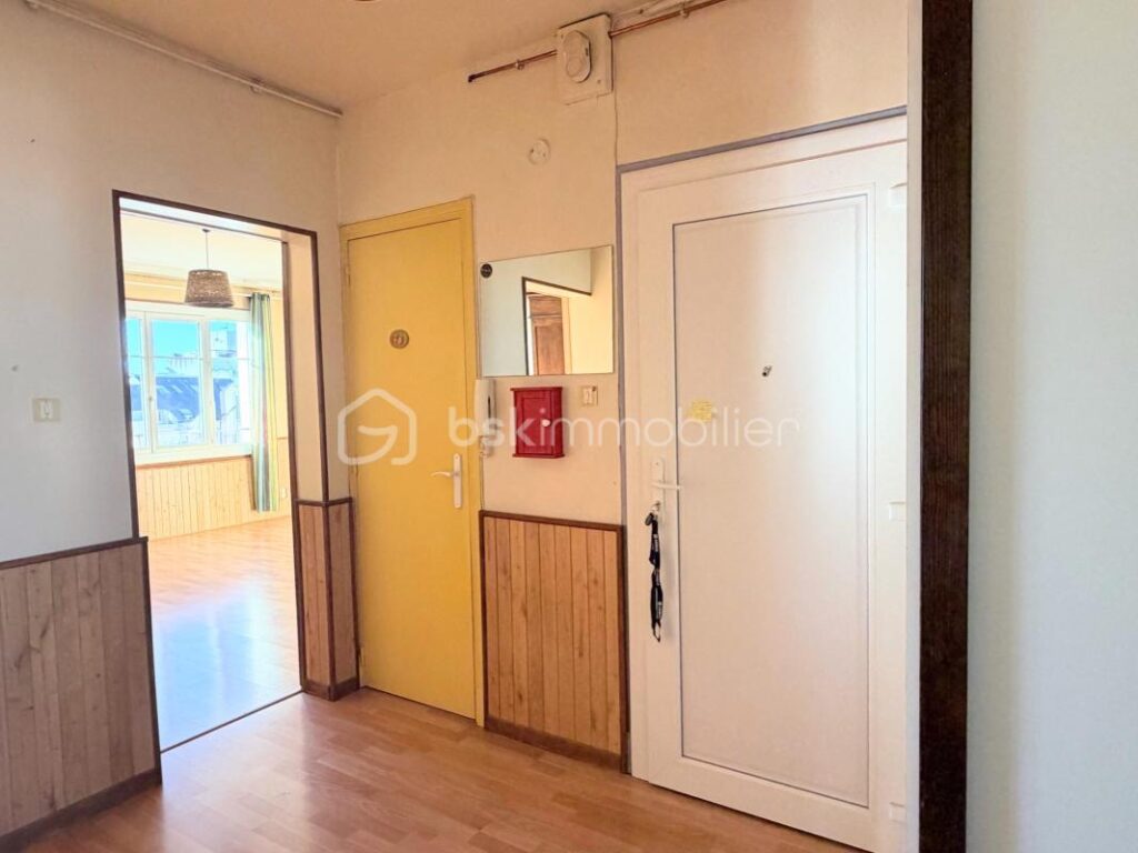 Appartement lumineux, idéalement situé dans un secteur recherché – 3 pièces – 2 chambres – 63 m²