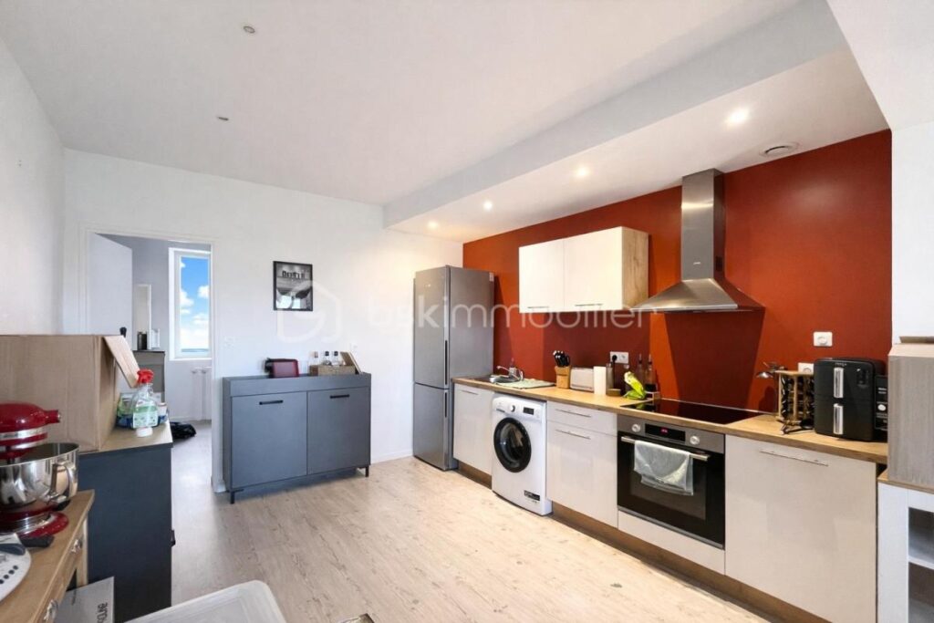 À vendre – Appartement de charme au cœur de Pommiers – 60m² – Vue vignes – 3 pièces – 2 chambres – 60 m²