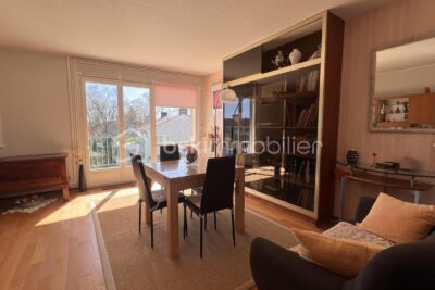 Appartement T4 – 88 m² avec balcon – double garage – Châteauroux – 4 pièces – 3 chambres – 88 m²