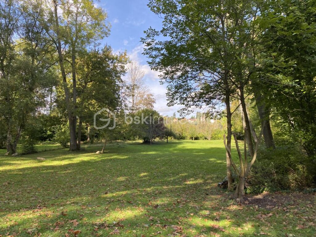 Maison de charme en bord de Seine – 5 chambres – 7 pièces – 5 chambres – 140 m²