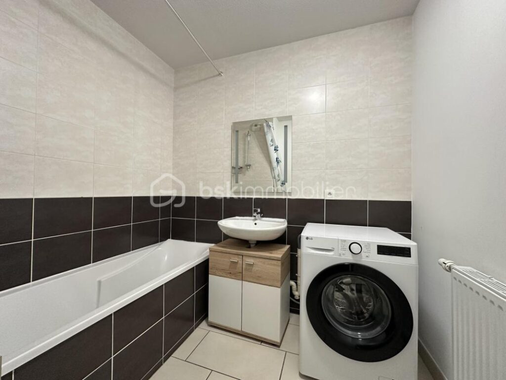 ECHIROLLES T2 AVEC GARAGE ET BALCON – 2 pièces – 1 chambre – 46 m²