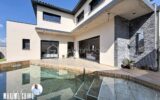 Maison contemporaine 5 pièces avec piscine et garage à BELARGA – 5 pièces – 4 chambres – 142 m²