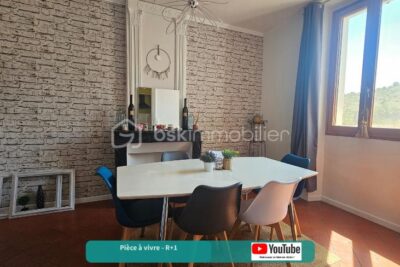 Maison de ville – 4 pièces – 3 chambres – 121 m²