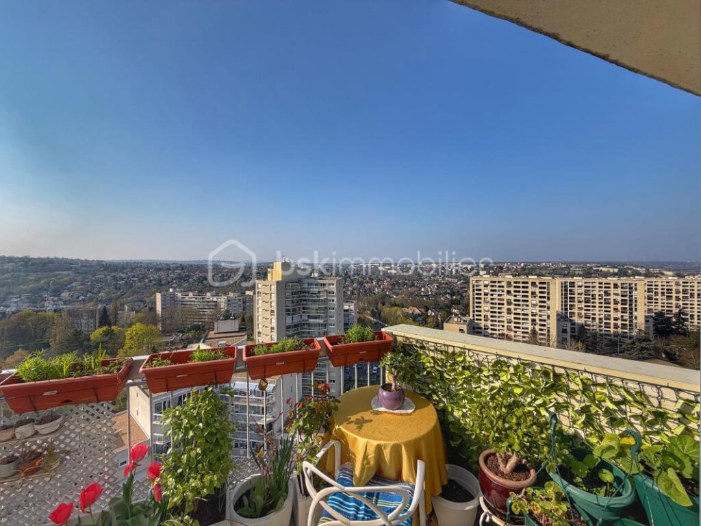 Marly-le-Roi – Dernier étage – Vue panoramique d’exception – 3 pièces – 2 chambres – 68 m²