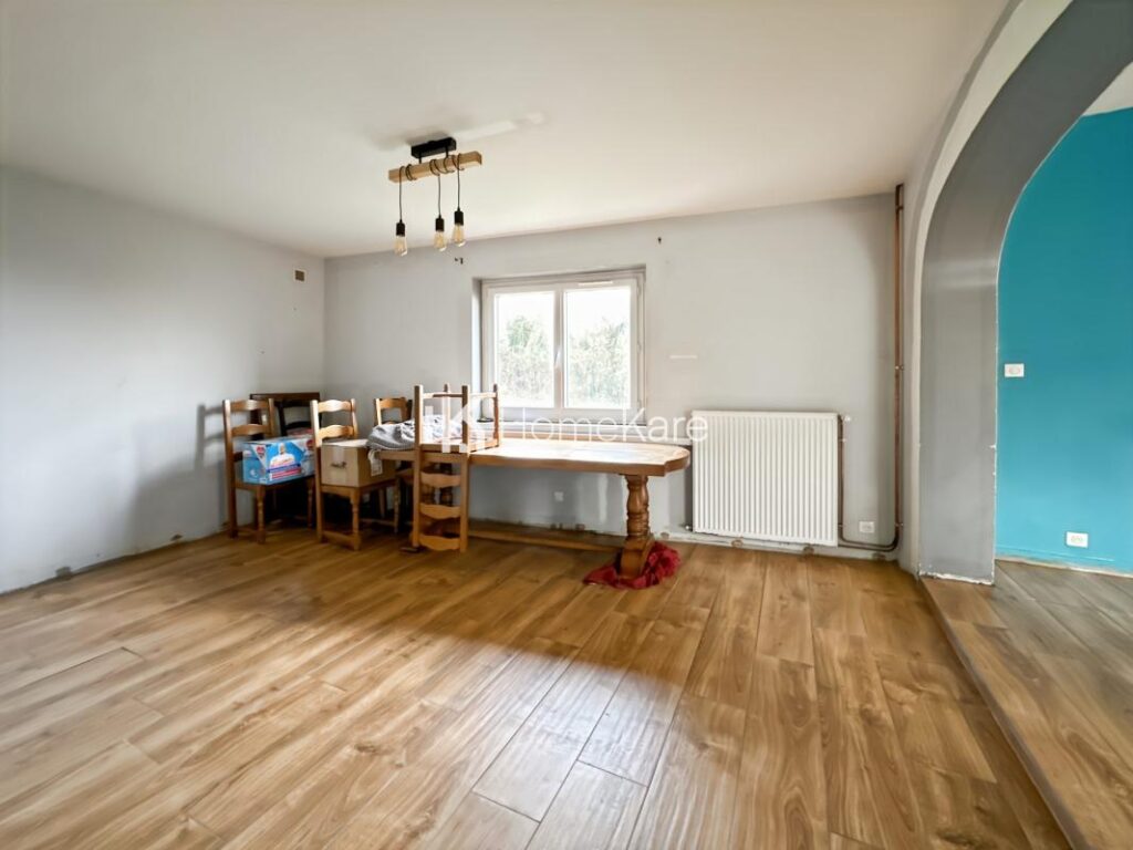 GROS POTENTIEL AVEC VUE SUR LES PYRÉNÉES – 5 pièces – 4 chambres – 170 m²