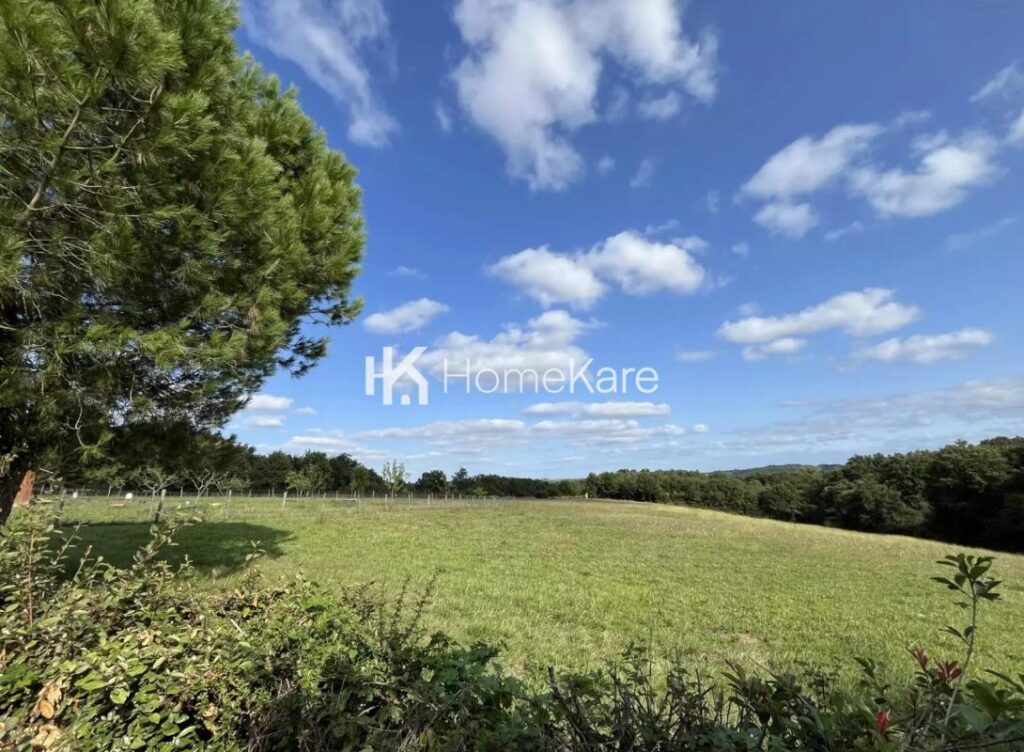 UN HAVRE DE PAIX – 10 pièces – 4 chambres – 255 m²