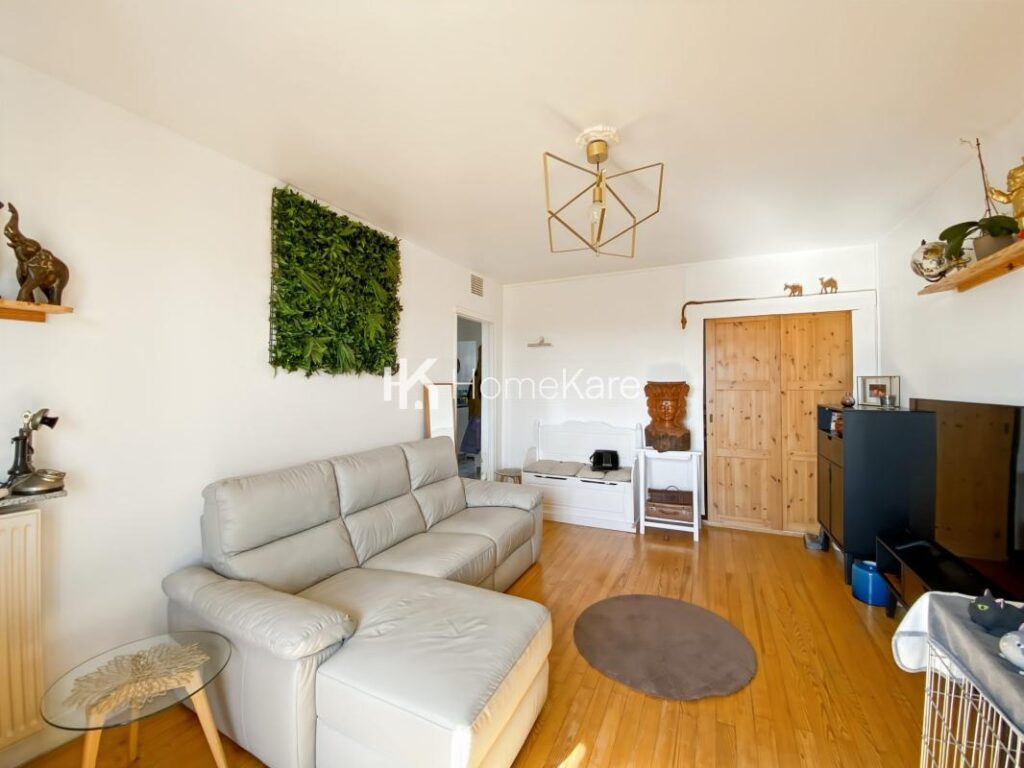 T3 avec double balcon et parking – Quartier Minimes (31200) – 3 pièces – 2 chambres – 67 m²