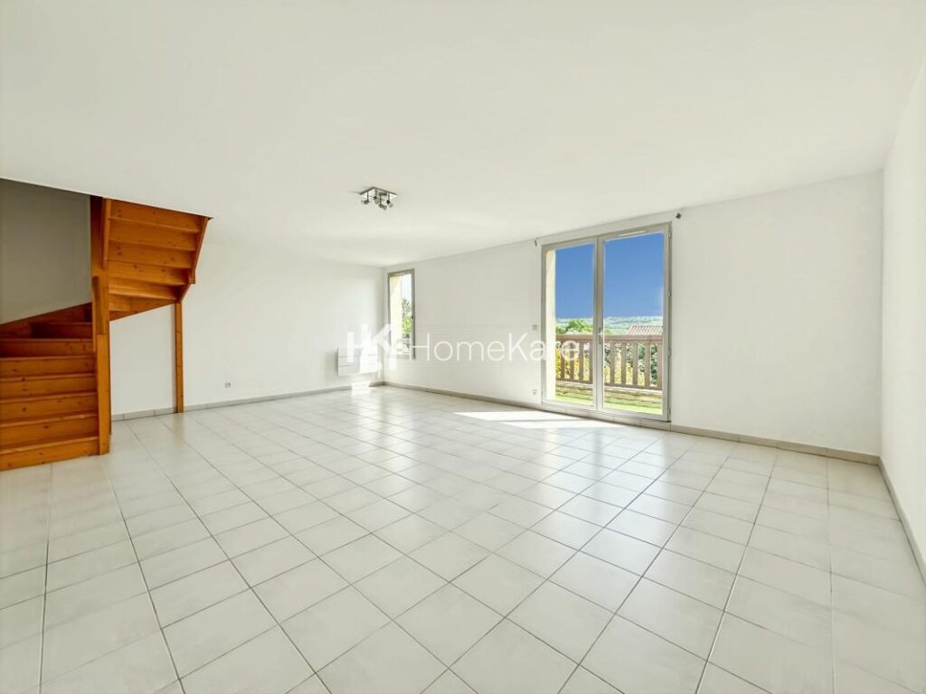 Vue imprenable, volumes généreux et lumière naturelle – 4 pièces – 3 chambres – 96 m²