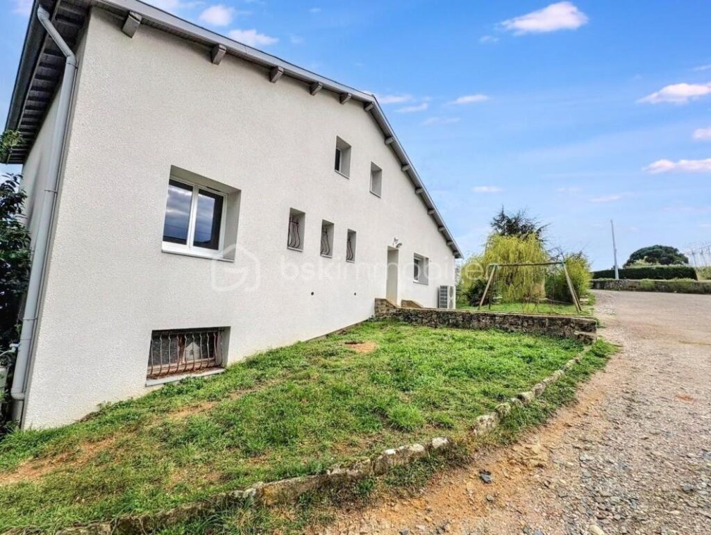 Maison Familiale 6 Chambres – 8 pièces – 6 chambres – 178 m²