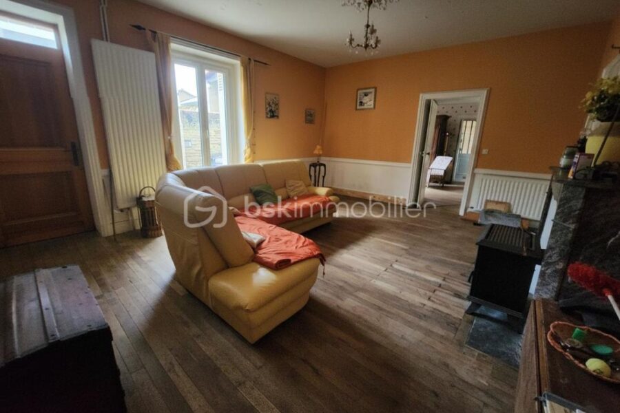 Maison à vendre à Mirebeau