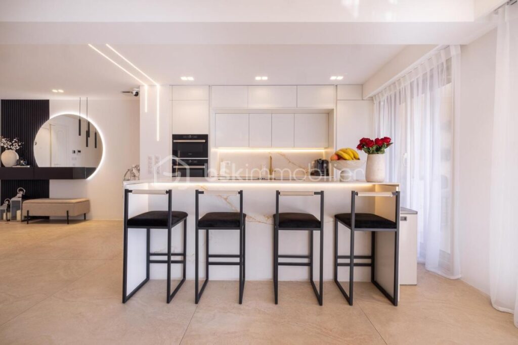 Appartement de Prestige – 3 Pièces d’Exception – Vue Mer Panoramique – Le Cannet / Cannes – 3 pièces – 2 chambres – 83 m²