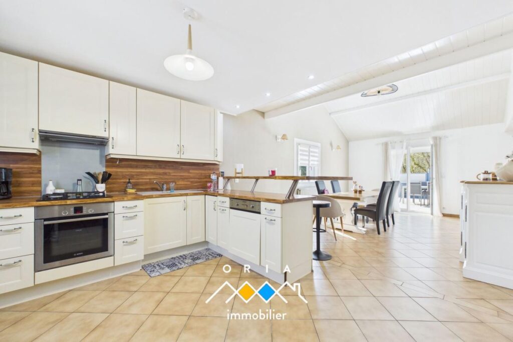 Novéant – Maison individuelle de 140 m² avec 4 chambres – 7 pièces – 4 chambres – 140 m²