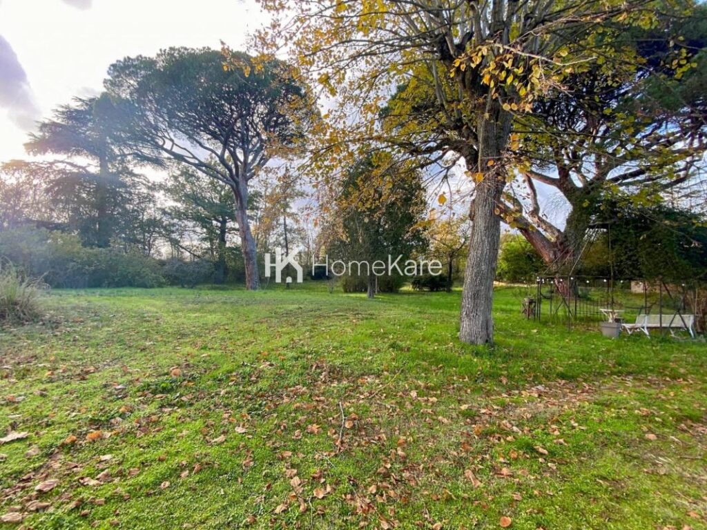 UNE BATISSE D’EXCEPTION – 7 pièces – 6 chambres – 470 m²