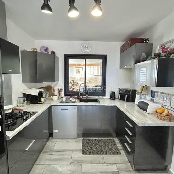 Maison à vendre à Le tampon