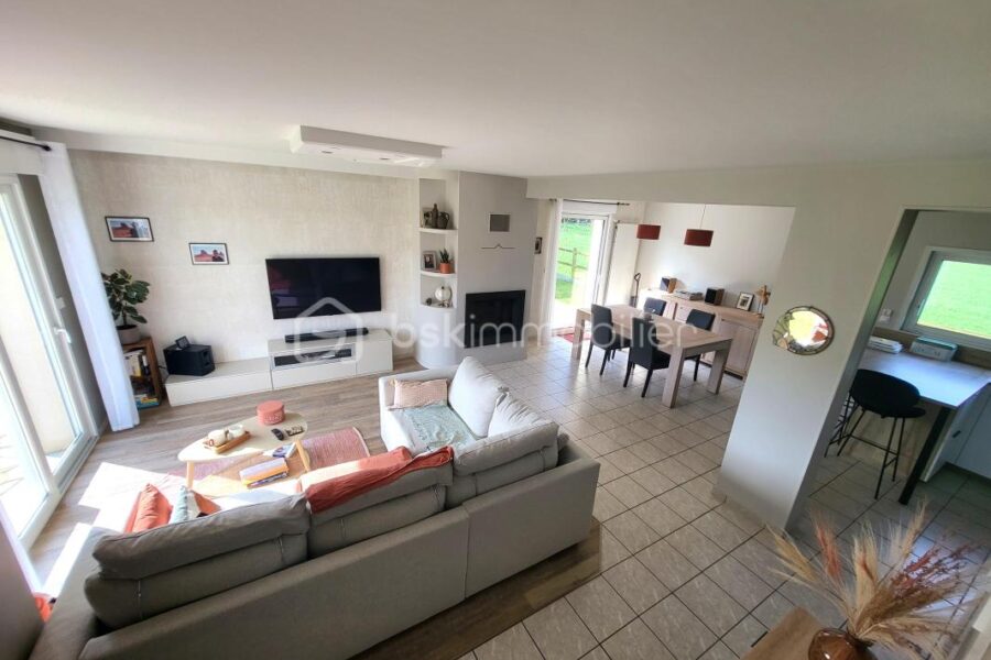 Maison à vendre à Fougerolles du plessis