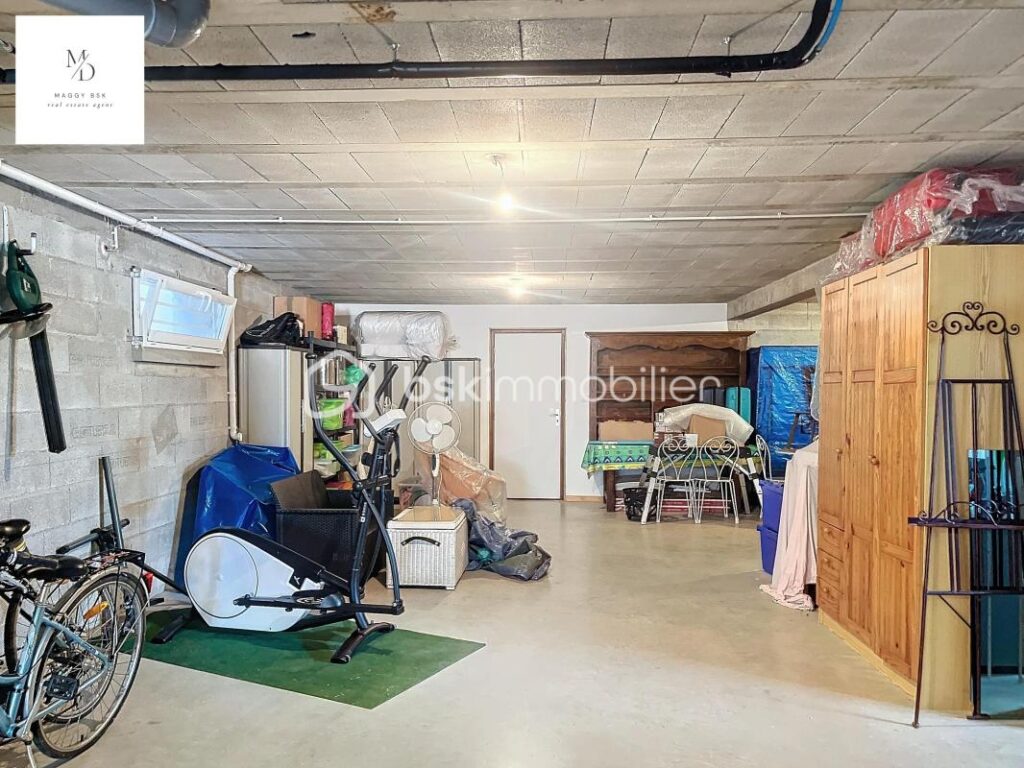 Bien d’exception haute gamme, à visiter sans tarder, coup de cœur assuré! – 9 pièces – 4 chambres – 178 m²