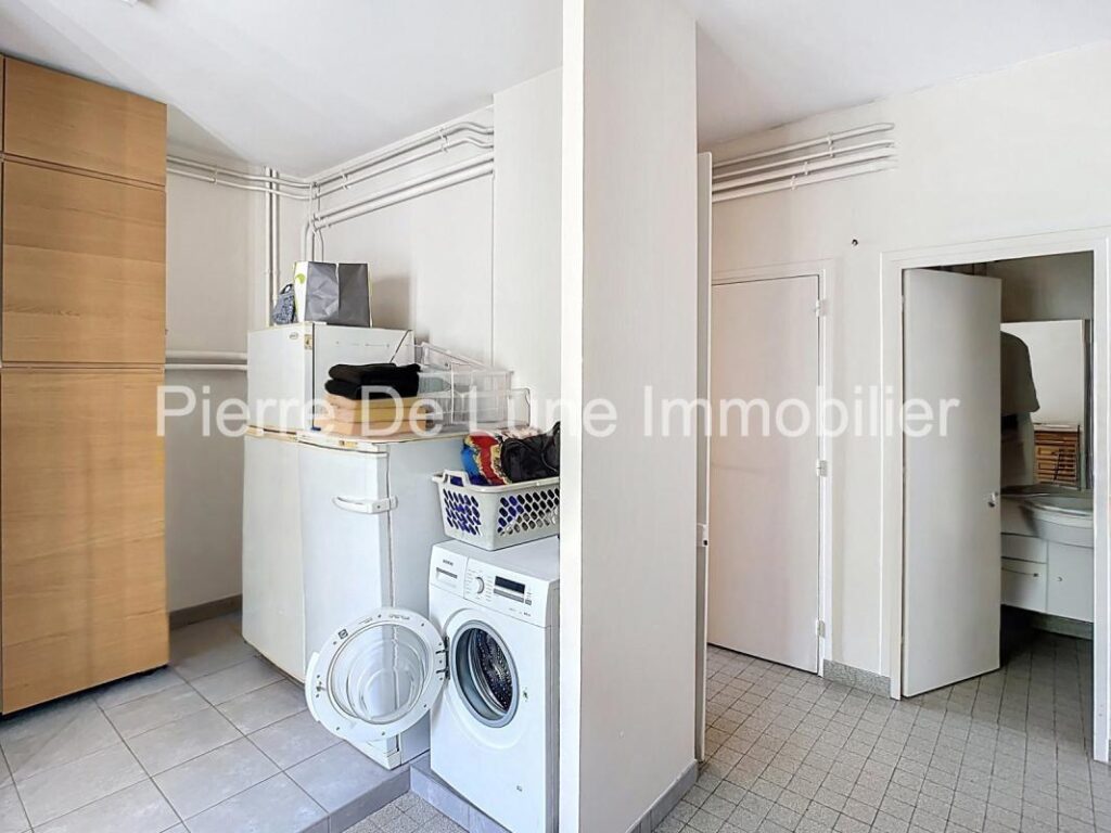 Propriété de caractère avec vue panoramique – 10 pièces – 4 chambres – 426 m²