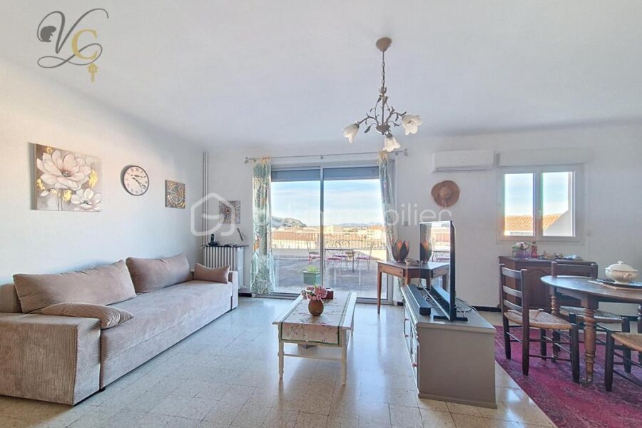 Appartement à vendre à Cavaillon — Vue sur la ville — photo 5