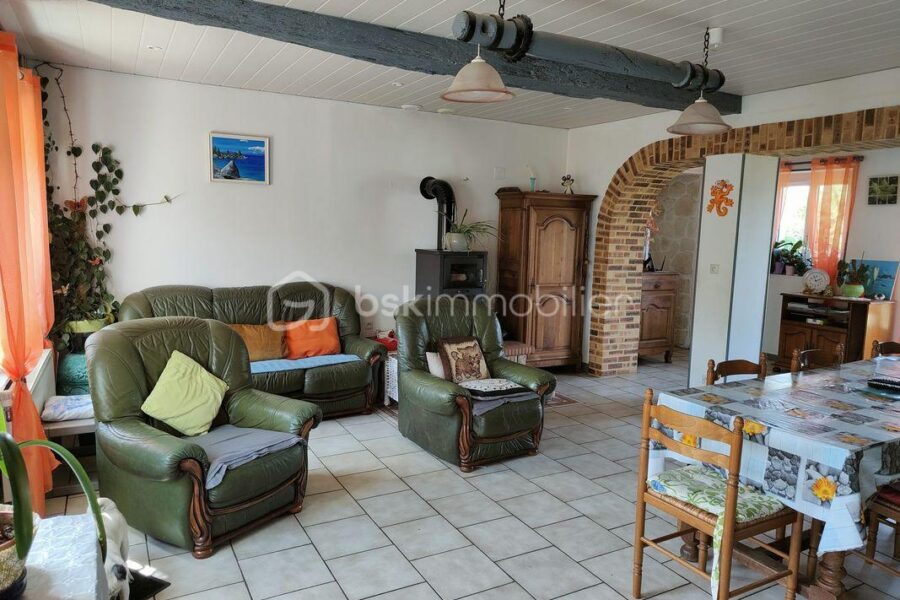 Maison à vendre à Neauphe sous essai