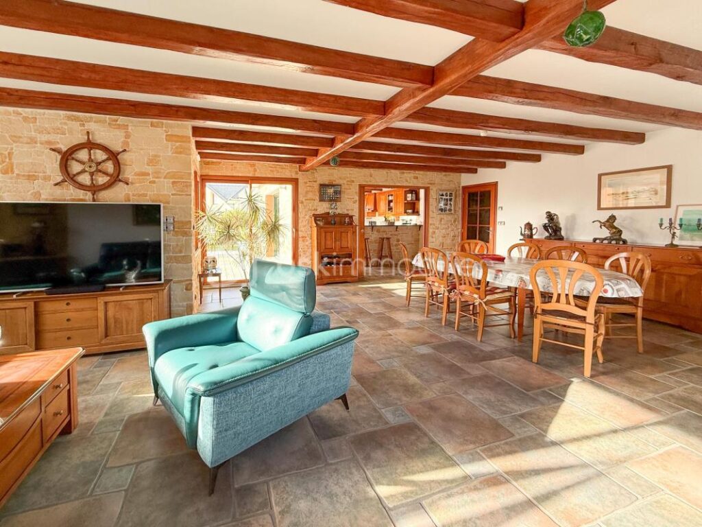 Maison avec vue mer ! – 8 pièces – 5 chambres – 155 m²