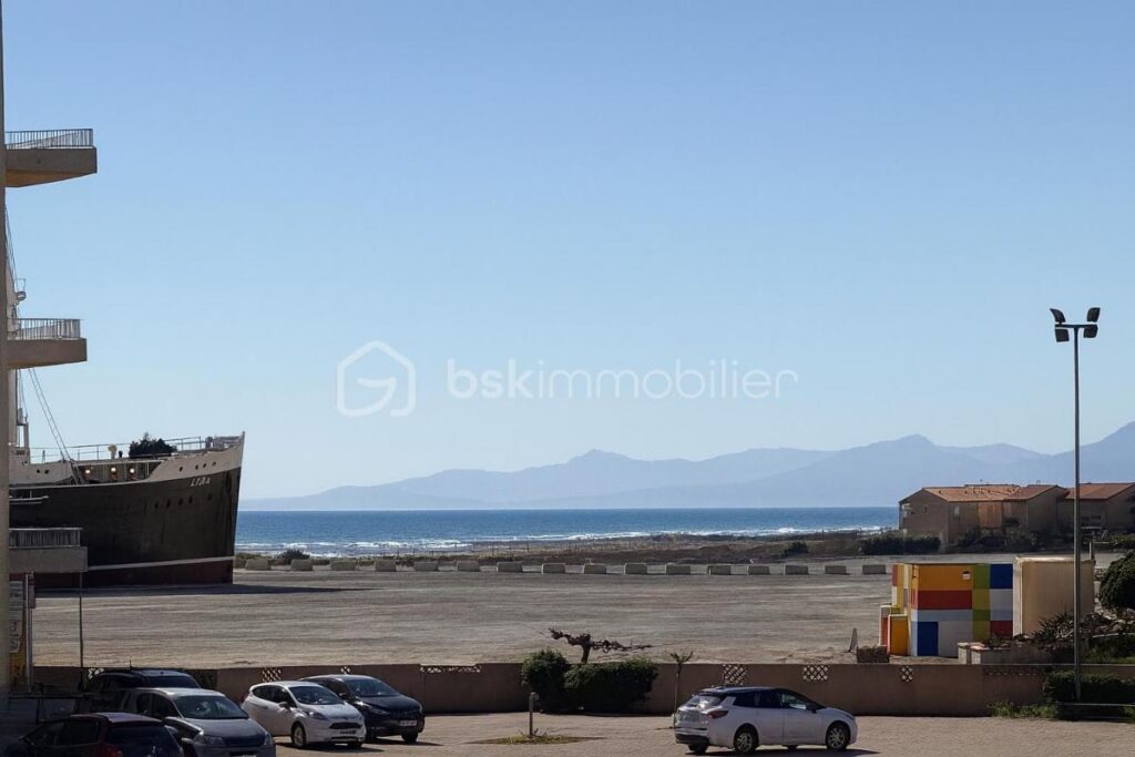 DUPLEX ACCÈS DIRECT À LA PLAGE – 3 pièces – 2 chambres – 58 m²